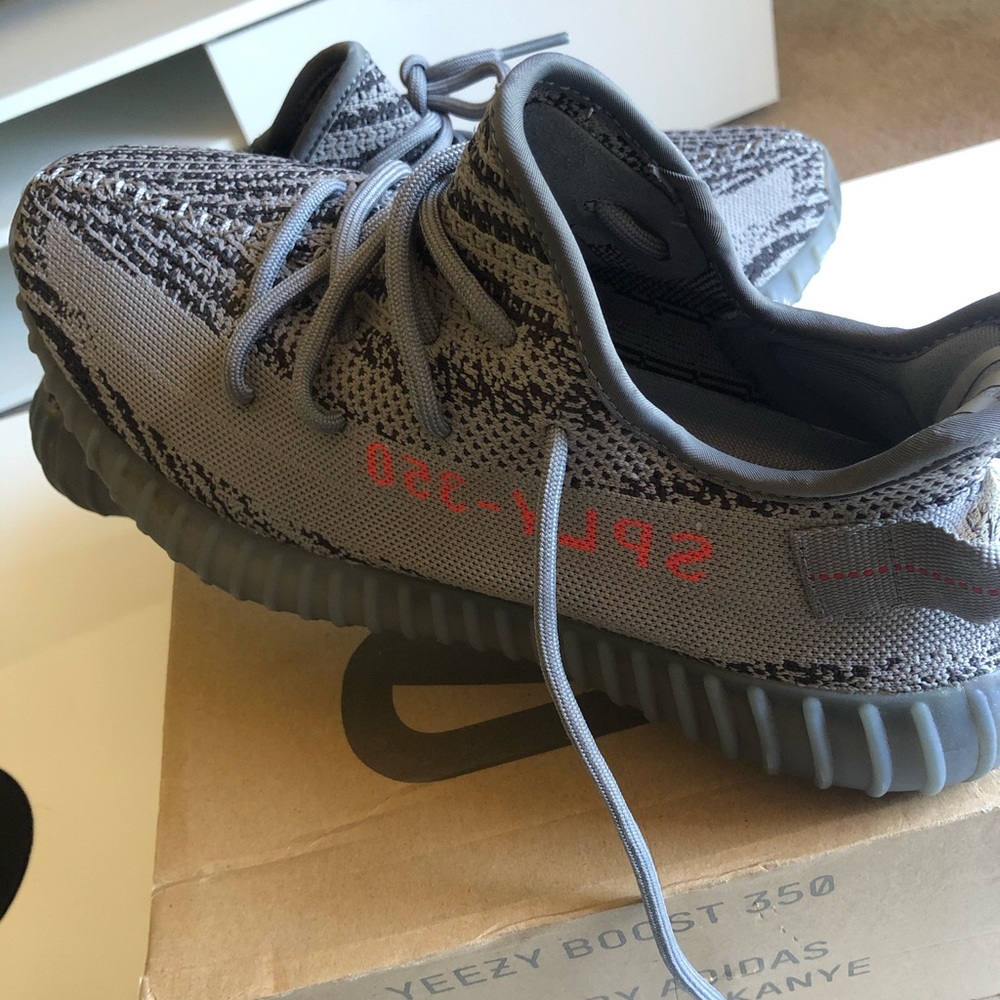 Yeezy 350 v2 beluga 2.0